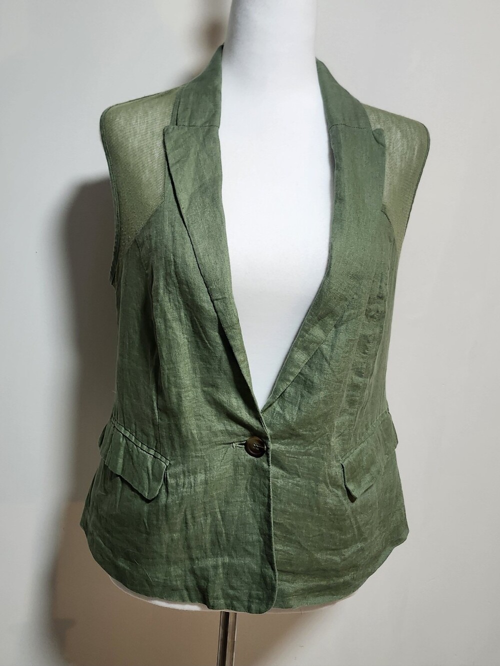 Love Tree Olive Green Sleeveless Linen Blazer Vest